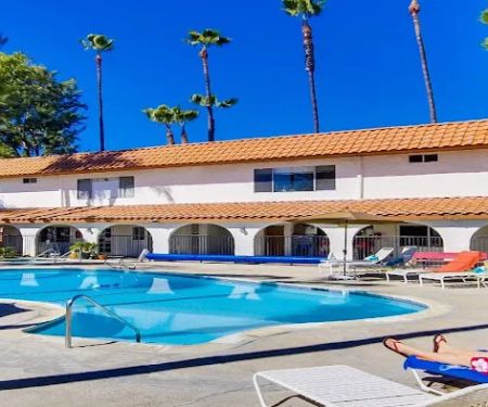 Vacationer RV Resort