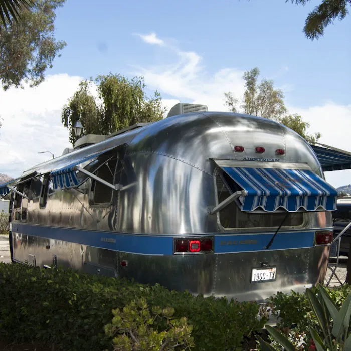 Vacationer RV Resort Picture 9