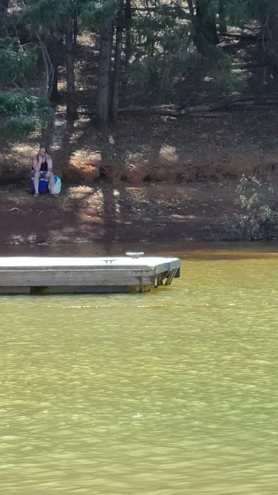 Peninsula Camping & Boating Picture 6