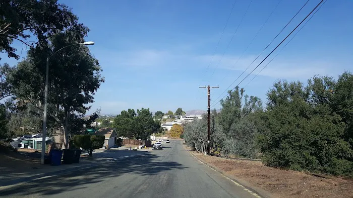Monterey Mobile Lodge Picture 5