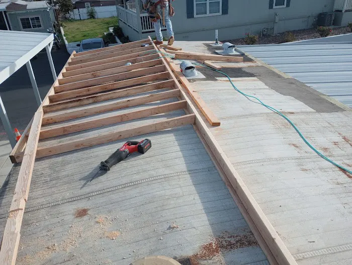 Greencrest Mobilehome Park Picture 1