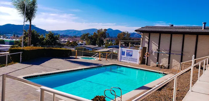 Villa Madeira Senior Mobile Home Community Picture 2