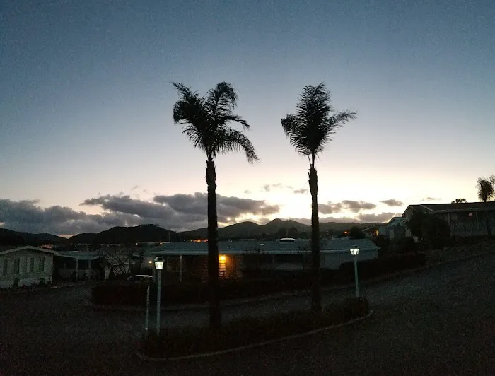 Villa Madeira Senior Mobile Home Community Picture 4