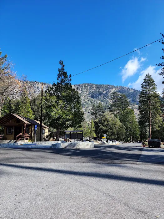 Crystal Lake Camp Grounds Picture 9