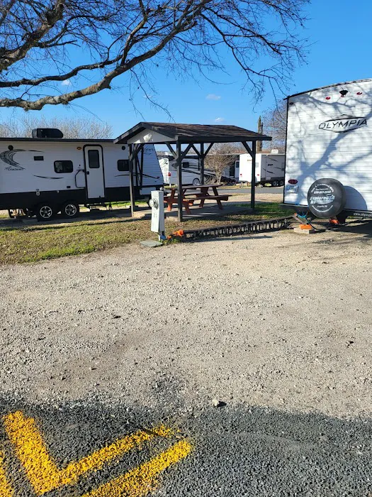 Stone Creek RV Park Picture 6