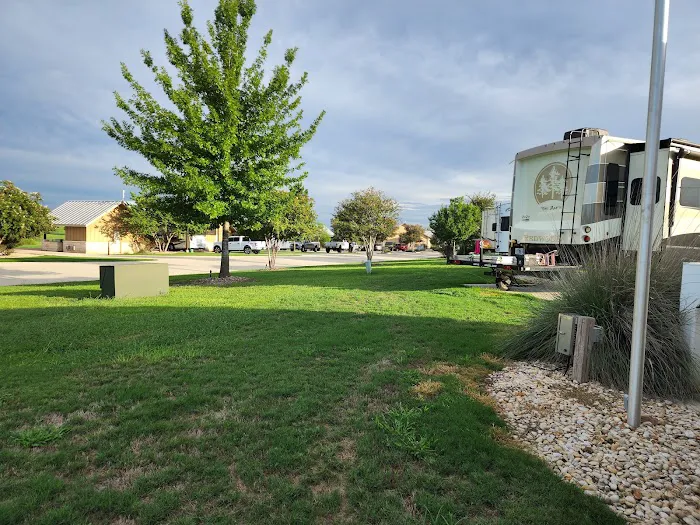 Alsatian RV Resort Picture 4