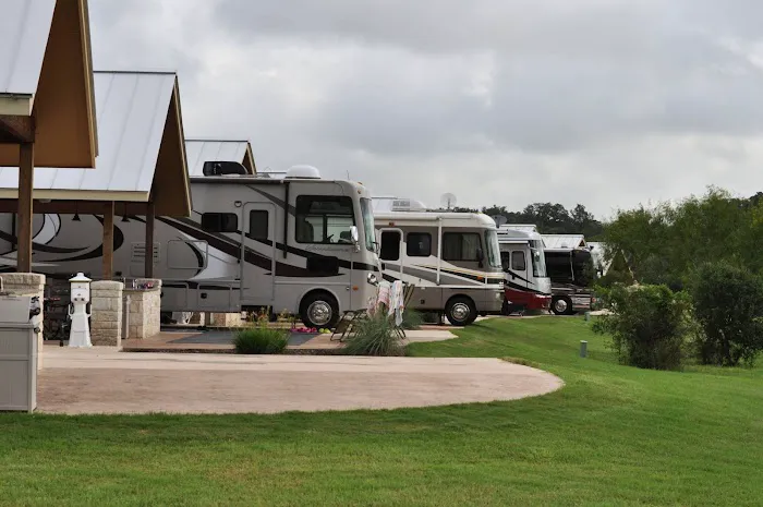 Alsatian RV Resort Picture 8