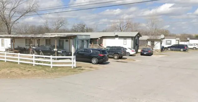DonaHue Elite Mobile Home Community Picture 3