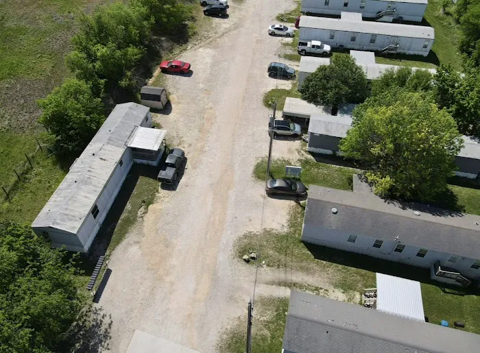 Hillside Mobile Home Park Picture 10