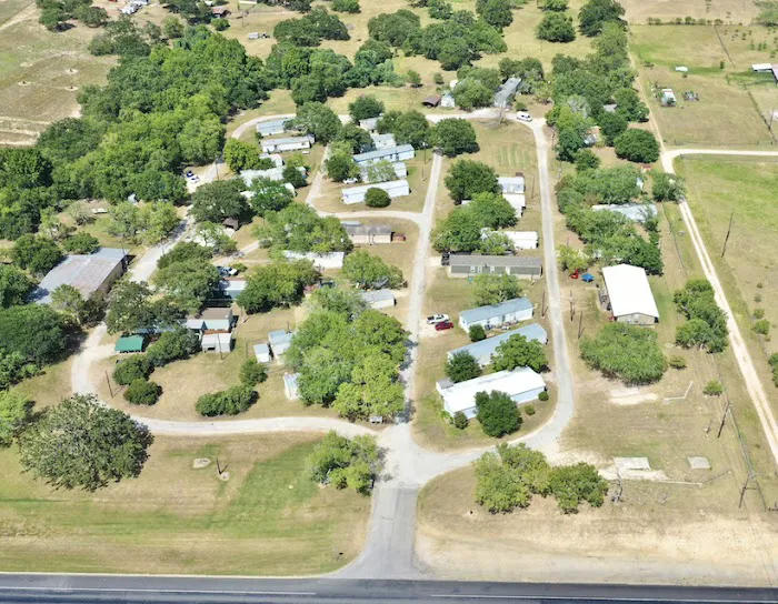 Sun Country Mobile Home Park Picture 2