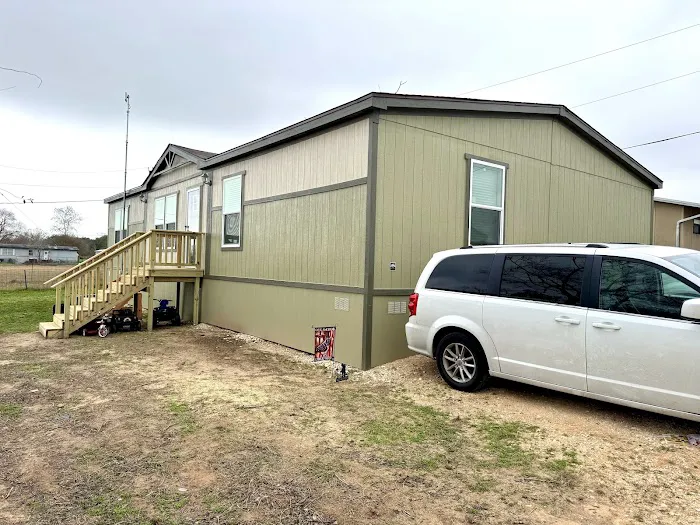 Sun Country Mobile Home Park Picture 6