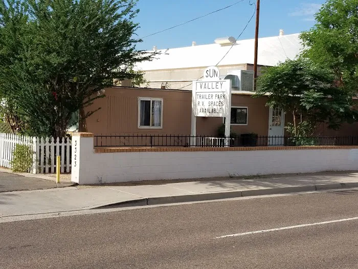 Sun Valley Trailer Park Picture 1