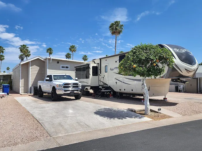 Mesa Regal RV Park & Resort Picture 7