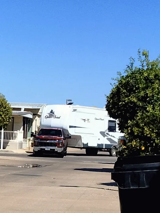 Mesa Regal RV Park & Resort Picture 6