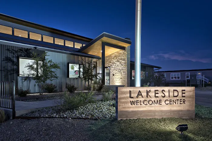 Lakeside Crossing - Manufactured Home Community Picture 1