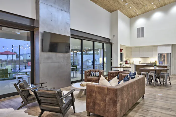 Lakeside Crossing - Manufactured Home Community Picture 8