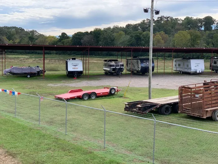 Caddo River Access RV Park & Rental Picture 4