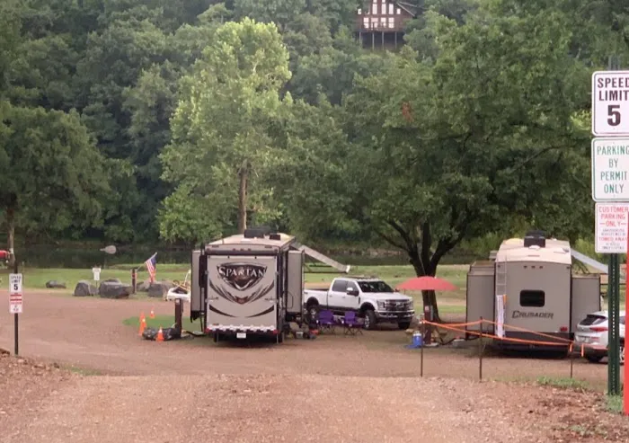 Caddo River Access RV Park & Rental Picture 8