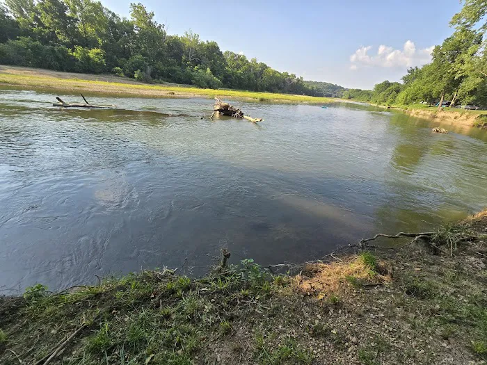 Upper Illinois River Floats Picture 2