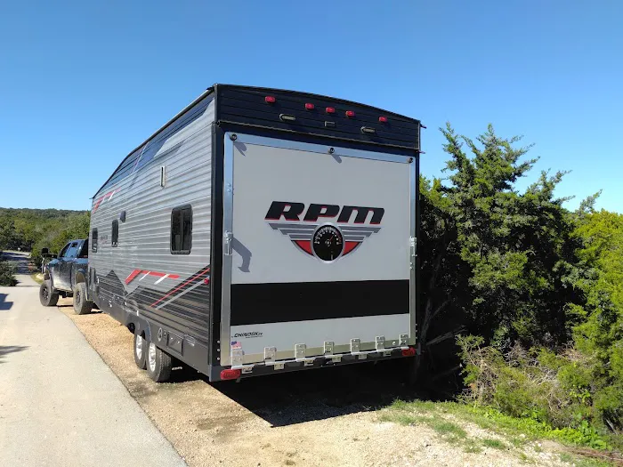 Old 1431 RV Park Picture 3