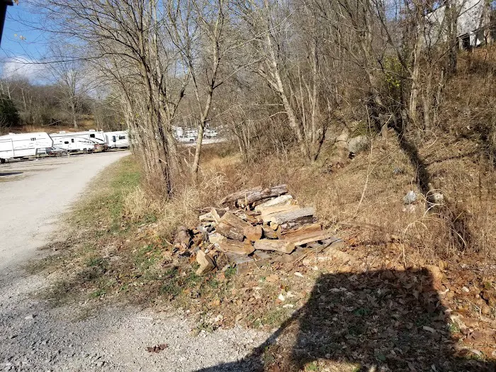 CRYSTAL SPRINGS RV RESORT Picture 5