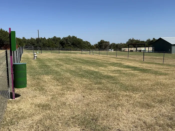 Henly RV Park Picture 7