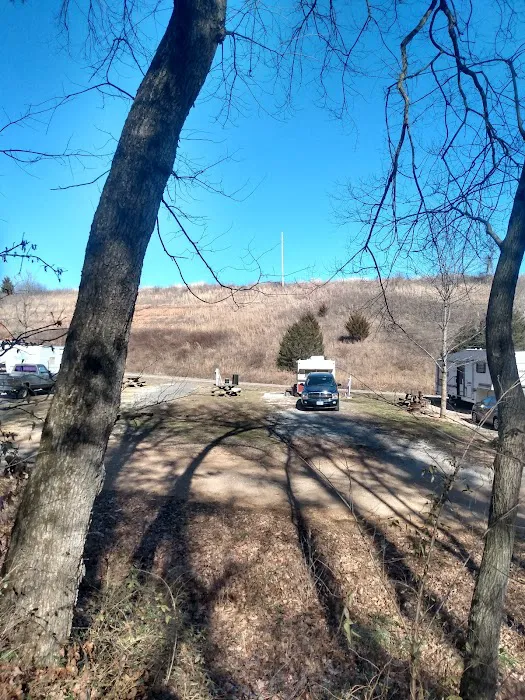 The Hide Away Spot RV Park & Events Picture 8