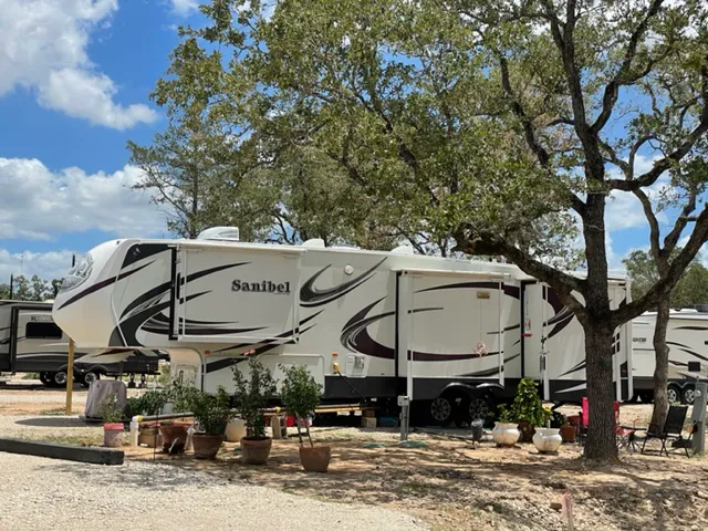 Eagle's Summit RV Park, Bastrop, Texas Picture 2