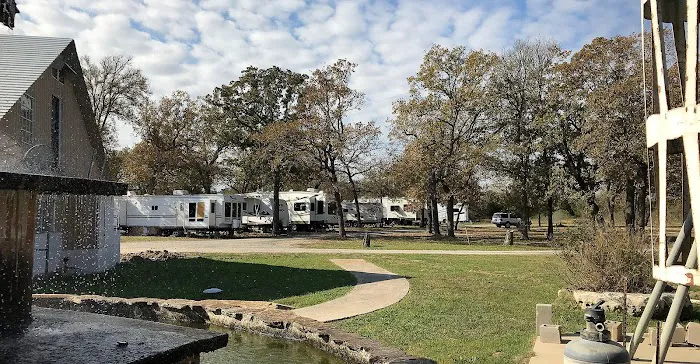 Cedar Valley RV Park Picture 3