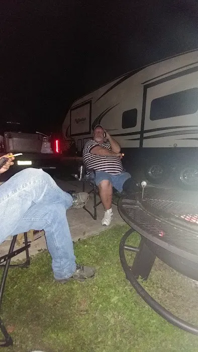 Cut Log Camp Picture 8