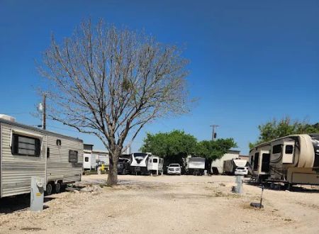 Crazy Horse Estate RV Park