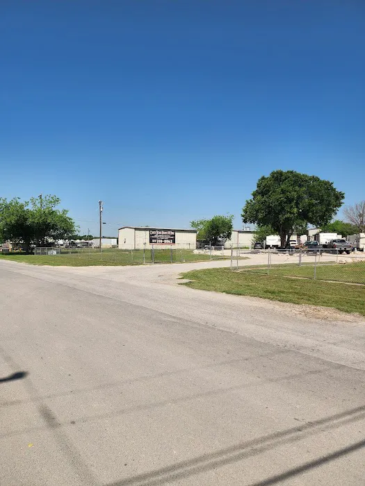 Crazy Horse Estate RV Park Picture 6