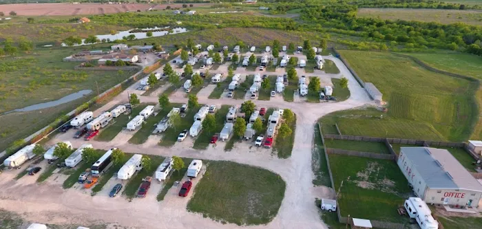 East Austin RV Park Picture 3