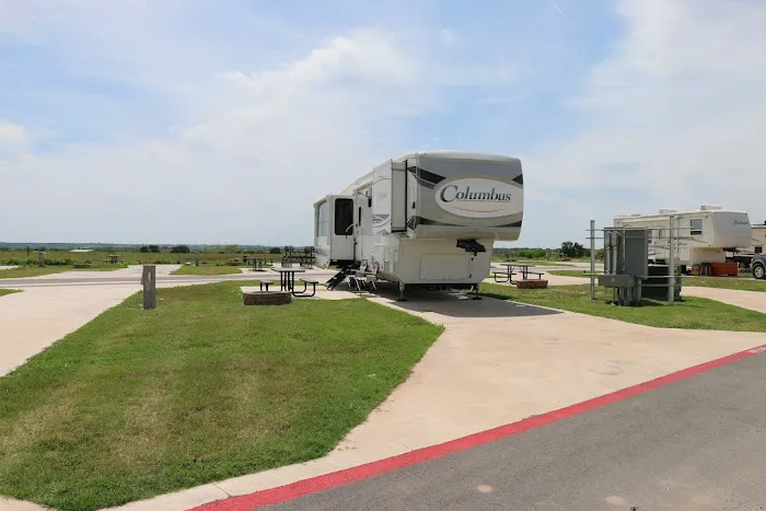 Great Escapes RV Park Elgin Picture 3