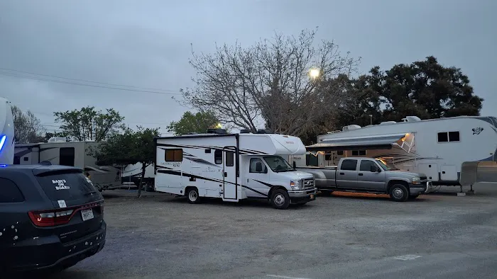 Alameda County Fairgrounds RV Park Picture 4