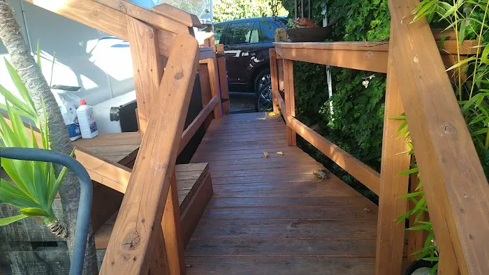 Plaza Mobile Home & RV Park Picture 4