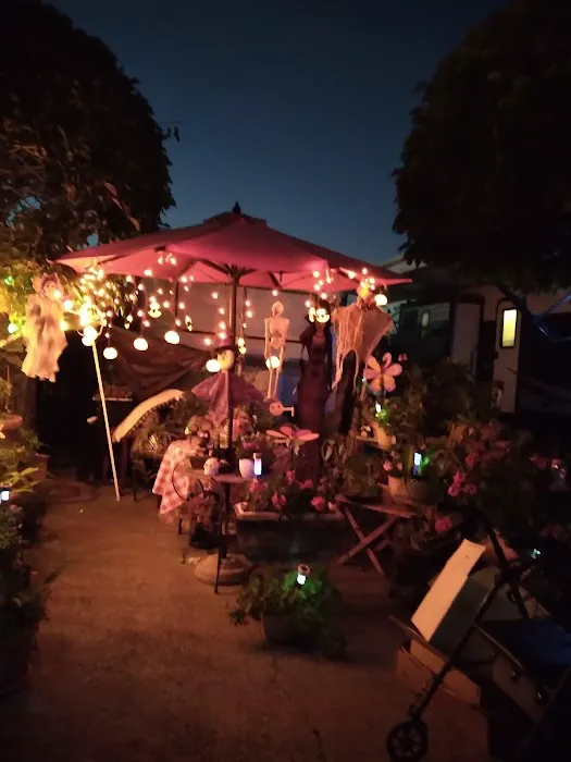 Plaza Mobile Home & RV Park Picture 1