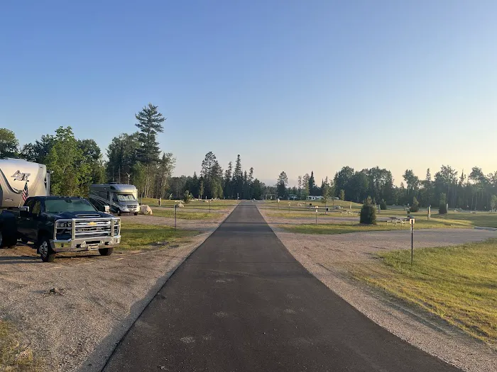 Crane Lake Voyageur RV Campground Picture 5