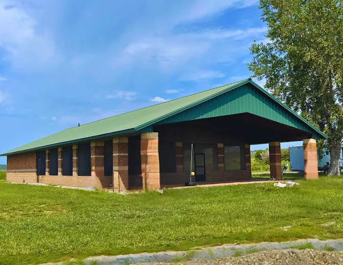 Fox Lake RV Resort Picture 3
