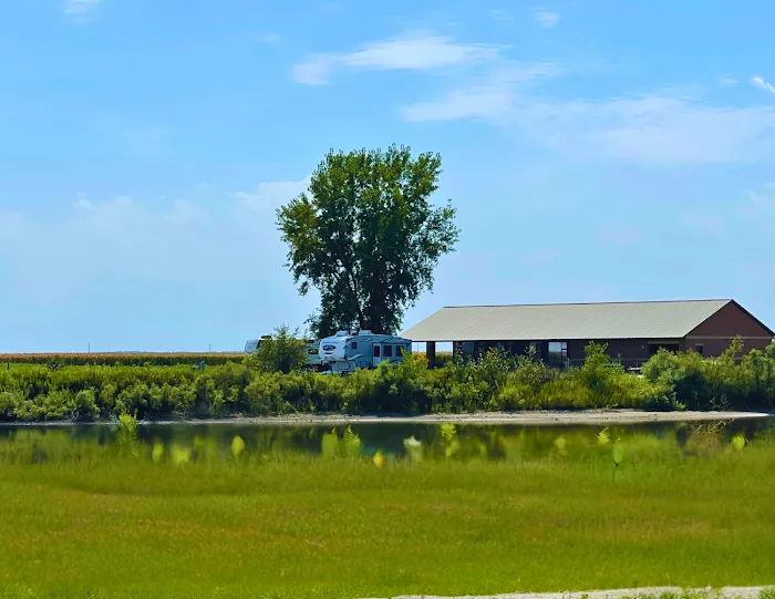 Fox Lake RV Resort Picture 8
