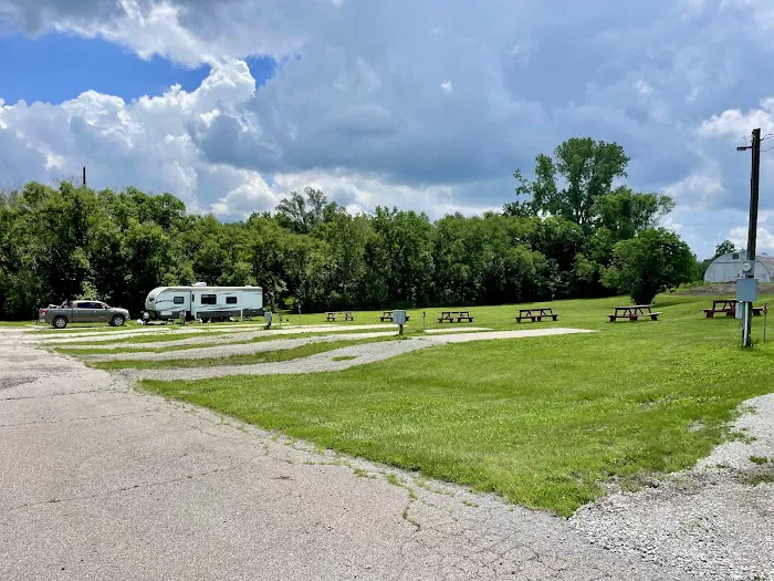Valley Falls RV Park & Campground Picture 2
