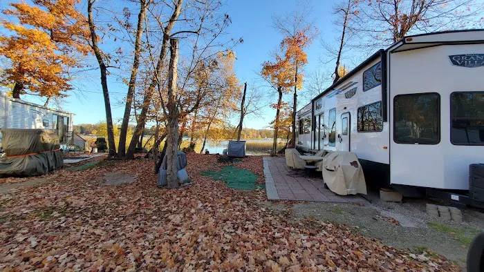 Long Lake Campsite & RV Picture 3