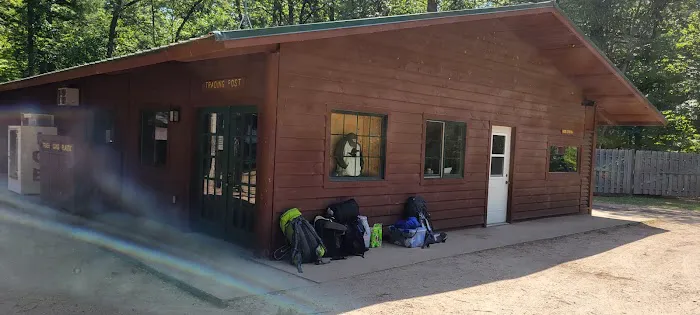 Voyageur camp and trading post Picture 2