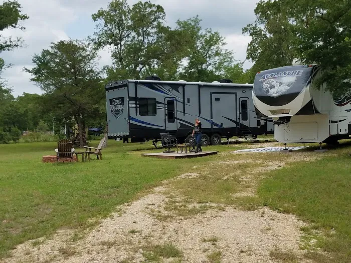 Frank And Kev RV Picture 3