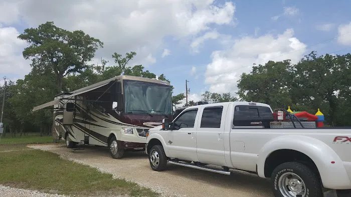 Frank And Kev RV Picture 6