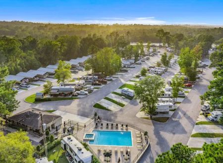 Majestic Pines RV Resort