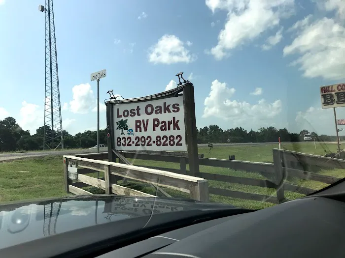 Lost Oaks RV Park Picture 5