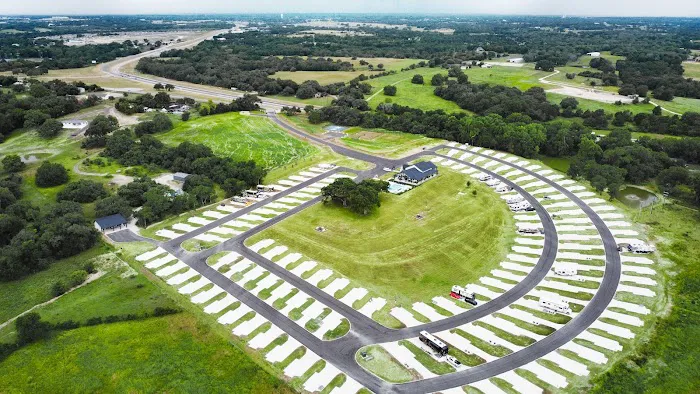 The Hill Top at Brenham Picture 5