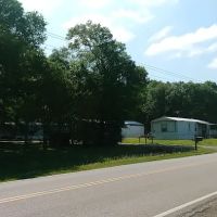 Leaning Oaks Mobile Home Park ico