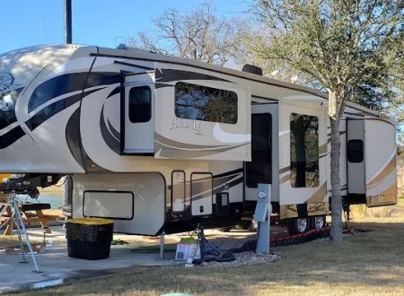 Leisure Lane RV Resort Magnolia